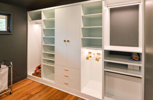 Custom closet built-ins